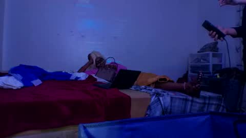 Snapshot of blushbitxh chatting on January 10, 9:23 am BLUSHBITXH online show from January 10, 9:23 am