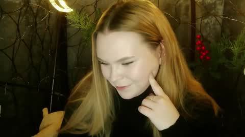 blushing_star online show from February 9, 4:11 pm