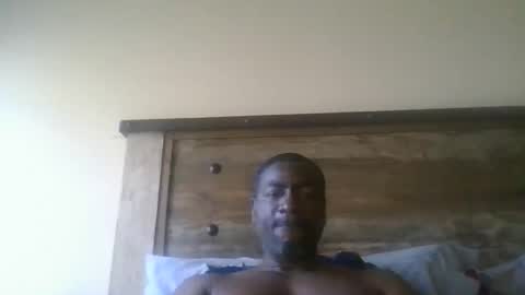 bluuthunder1914 online show from January 15, 3:38 pm