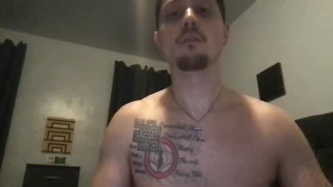 Snapshot of bmiichael327 chatting on February 10, 5:14 am bmiichael327 online show from February 10, 5:14 am