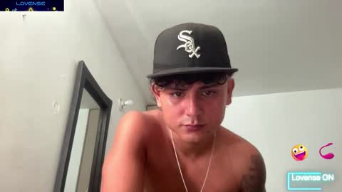 Bob  INDEPENDENT MODEL online show from December 19, 3:19 pm