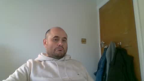 Snapshot of bobabator chatting on January 6, 12:35 pm bobabator online show from January 6, 12:35 pm