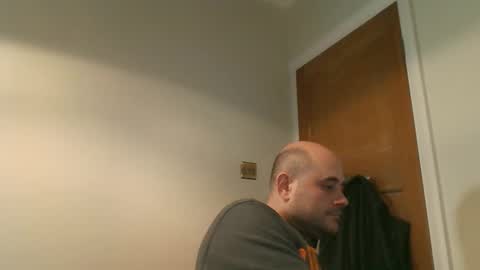 Snapshot of bobabator chatting on February 20, 4:57 pm bobabator online show from February 20, 4:57 pm