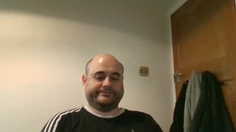 Snapshot of bobabator chatting on October 13, 3:01 pm bobabator online show from October 13, 3:01 pm