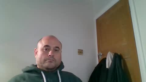 Snapshot of bobabator chatting on October 24, 2:46 pm bobabator online show from October 24, 2:46 pm