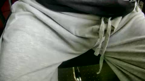 Snapshot of bobbie420_ chatting on May 13, 1:25 am bobbie420_ online show from May 13, 1:25 am