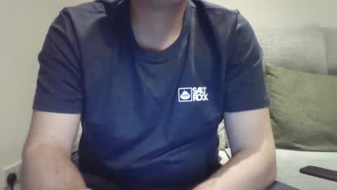 Snapshot of bobby_113 chatting on January 22, 1:10 am bobby_113 online show from January 22, 1:10 am