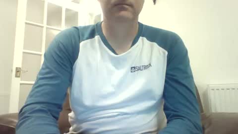 bobby_113 online show from April 14, 8:15 pm