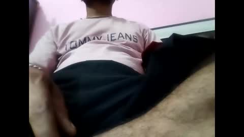 bobby_horny03 online show from April 15, 8:54 am