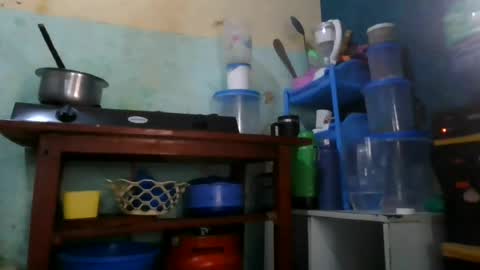 Snapshot of bobby_hottie chatting on July 9, 7:12 am bobby_hottie online show from July 9, 7:12 am