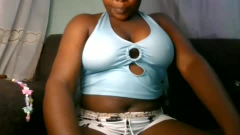 Snapshot of bobby_hottie chatting on July 9, 7:18 pm bobby_hottie online show from July 9, 7:18 pm