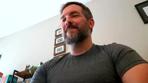 Snapshot of bobchmw chatting on May 13, 1:41 pm Bobchmw online show from May 13, 1:41 pm
