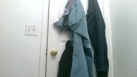 Snapshot of boblong1111 chatting on March 3, 12:50 am boblong1111 online show from March 3, 12:50 am