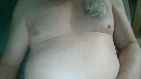 Snapshot of bocul1969 chatting on April 6, 4:46 am bocul1969 online show from April 6, 4:46 am