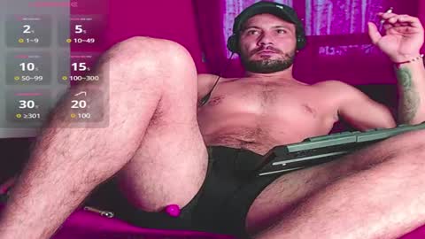 Snapshot of body_xxx chatting on December 4, 11:08 am body xxx online show from December 4, 11:08 am