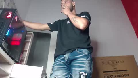 Snapshot of body_xxx chatting on September 19, 10:05 am body xxx online show from September 19, 10:05 am