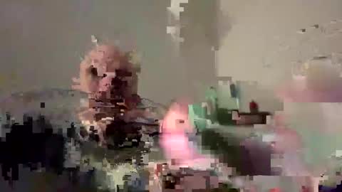 Snapshot of bodyart85_19 chatting on December 4, 5:55 pm Bodyart85 19 online show from December 4, 5:55 pm