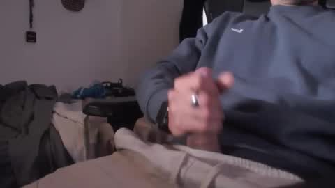 Snapshot of bodyking69 chatting on April 25, 9:34 am bodyking69 online show from April 25, 9:34 am