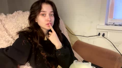 bohemia777 online show from April 8, 2:33 am