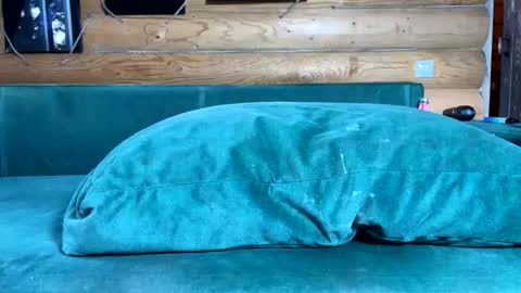 Snapshot of bohemianrhapsody1 chatting on November 21, 10:14 am Nail and Olivia online show from November 21, 10:14 am