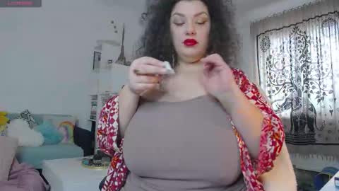 BohoBabeLaxy online show from December 2, 9:14 am