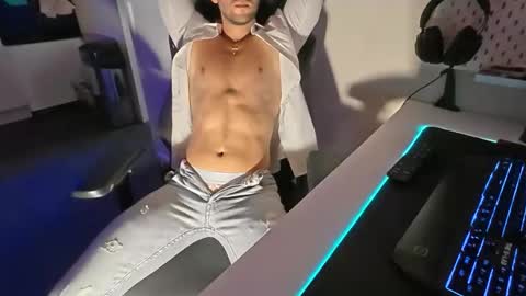 boiteasex online show from September 13, 3:34 pm