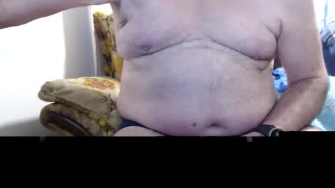 Snapshot of bolbil1 chatting on December 7, 9:33 pm bolbil1 online show from December 7, 9:33 pm