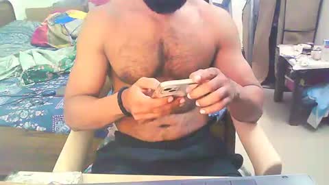 Snapshot of boldinddude chatting on October 27, 11:25 am Chris B online show from October 27, 11:25 am