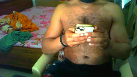 Chris B online show from April 5, 7:00 pm