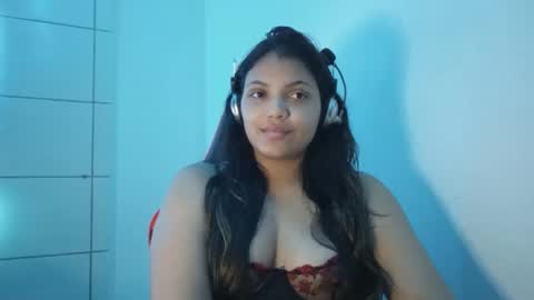 Snapshot of bombomepimenta chatting on January 18, 2:25 am bombomepimenta online show from January 18, 2:25 am