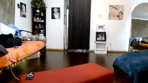 Snapshot of bombshellbaeby chatting on January 9, 12:35 am BombshellBaeby online show from January 9, 12:35 am