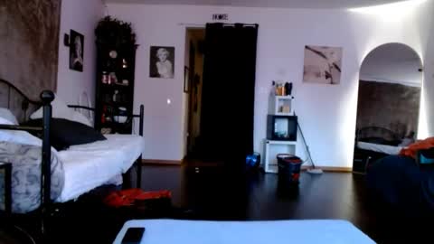 Snapshot of bombshellbaeby chatting on January 12, 4:01 pm BombshellBaeby online show from January 12, 4:01 pm