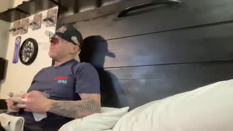 boner4you1994 online show from February 19, 10:56 am