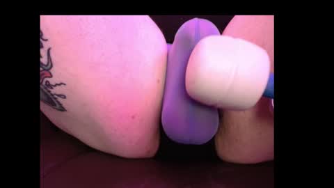 Grizz online show from March 19, 2:04 am