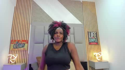 Snapshot of bonimiley chatting on February 7, 6:55 pm bony online show from February 7, 6:55 pm