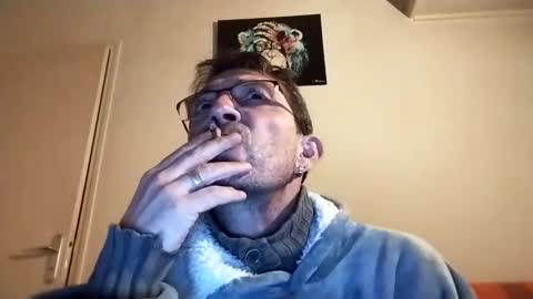 bonnequeue53 online show from January 18, 5:50 pm