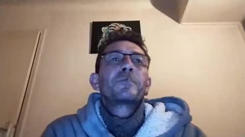 bonnequeue53 online show from February 25, 6:28 pm