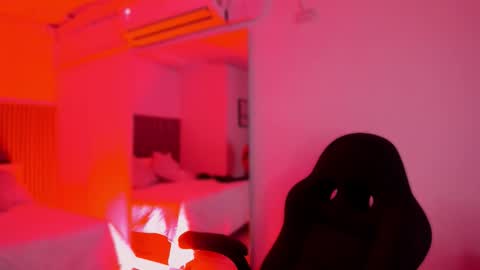 Bonnie  online show from January 15, 11:37 am