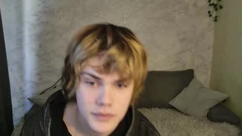 Jessy  Mark online show from March 28, 5:18 am