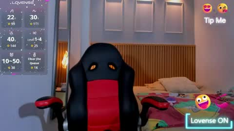 BONNIE  online show from April 15, 1:07 pm