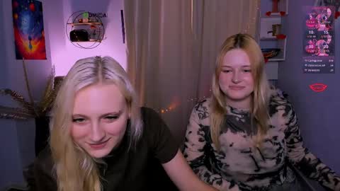 bonnie_crystal online show from April 14, 2:23 pm