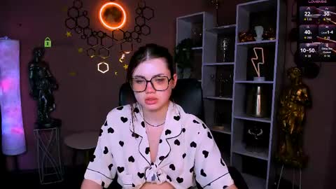 bonnie_crystal online show from April 16, 12:44 am