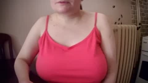 Snapshot of bonnie_jade chatting on May 12, 10:56 am Bonnie online show from May 12, 10:56 am
