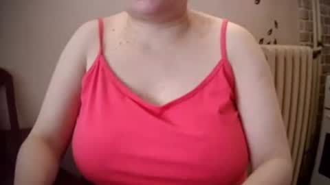 Snapshot of bonnie_jade chatting on June 4, 2:34 pm Bonnie online show from June 4, 2:34 pm