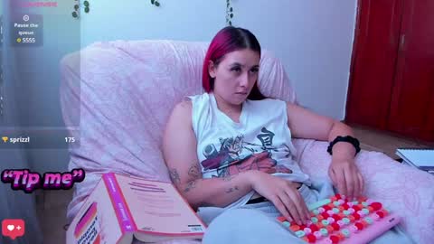 Snapshot of bonnie_moon_ chatting on January 27, 8:28 pm Bonnie Help me reach 500 likes online show from January 27, 8:28 pm