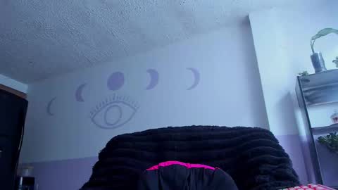 Snapshot of bonnie_moon_ chatting on November 22, 6:51 pm Bonnie Help me reach 500 likes online show from November 22, 6:51 pm