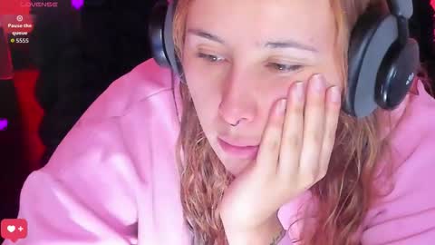 Bonnie Help me reach 500 likes online show from February 22, 8:40 pm