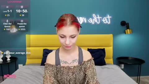 Honey  Bonnie online show from April 13, 1:33 am