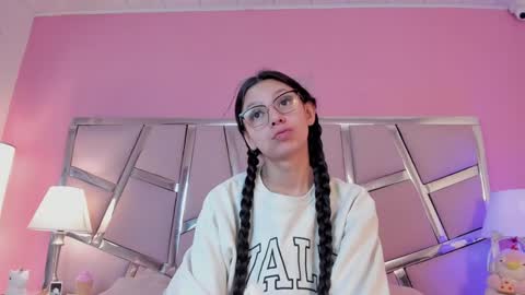 Bonnie  online show from December 28, 3:26 pm