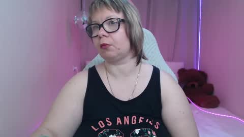bonnnyboobsy online show from May 15, 12:01 pm